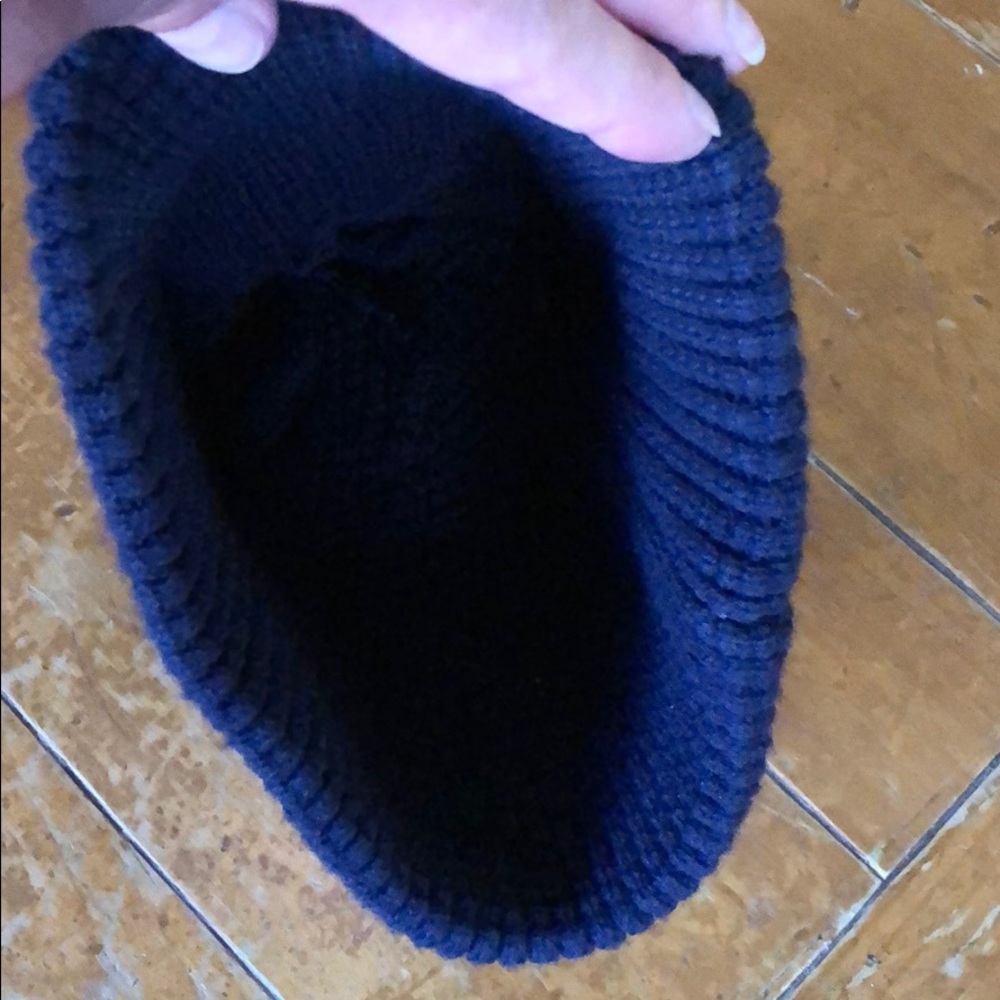 NWOT stretchy knit Unisex Beanie - Picture 2 of 3
